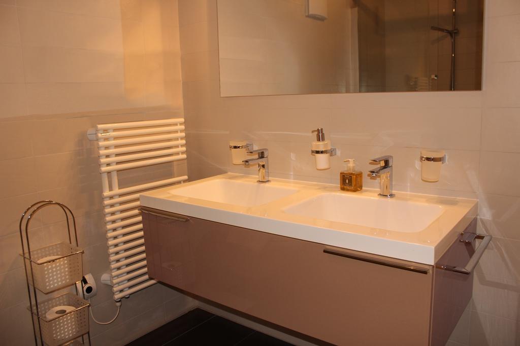 Montreux Lake View Apartments City Centre Room photo